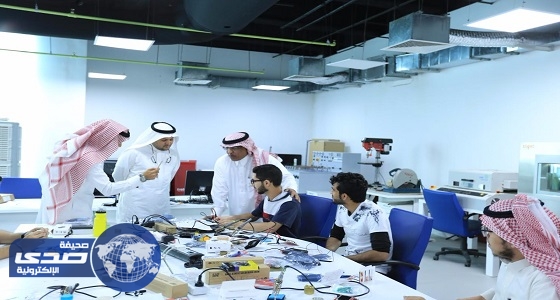 مدير جامعة أم القرى يقف على تجارب طلاب التدريب الصيفي بوادي مكة