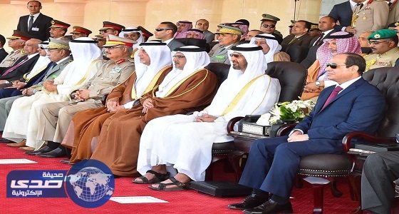 بالصور.. الأمير خالد الفيصل يشارك الرئيس المصري في افتتاح القاعدة العسكرية