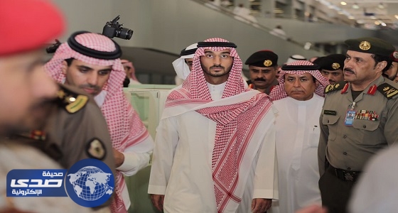 بالصور.. نائب أمير مكة يتفقد مجمع صالات الحج والعمرة بمطار الملك عبدالعزيز