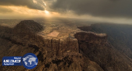 الحبلة.. الصعود إلى قمم الجبال متعة وأحلام بهية