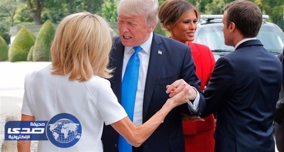 ترامب يتغزل في زوجة الرئيس الفرنسي بعبارات جنسية