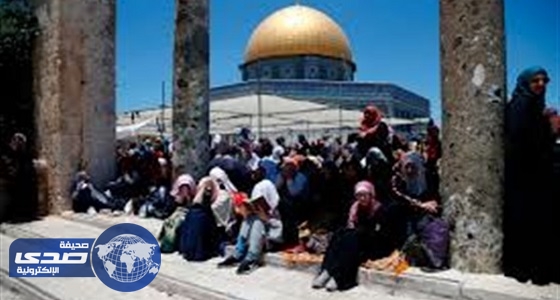مسؤول فلسطيني ينتقد إغلاق إسرائيل المسجد الأقصى ومنع الصلاة فيه