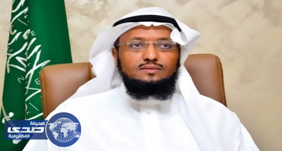 مدير صحة حائل يشارك في جراحة تُنقذ مريضاً