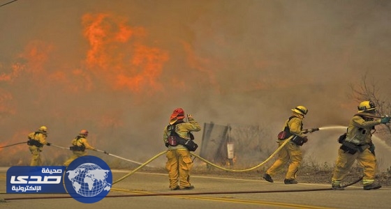 رجال الإطفاء في كاليفورنيا يحصون 17 حريقًا
