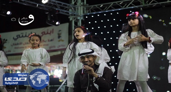 نجوم أطفال ومواهب يشعلون مسرح مهرجان خميس مشيط