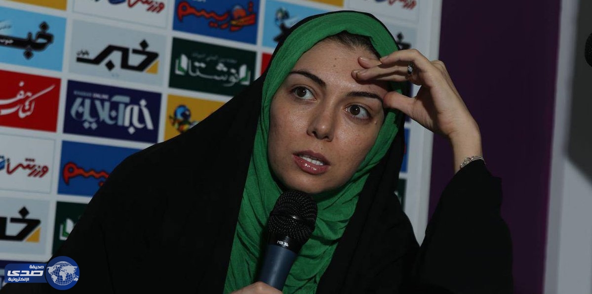 فصل مذيعة “ محجبة ” لظهورها في فيديو تتعاطى البيرة بإيران