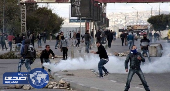 إصابة عشرات الفلسطينيين خلال مواجهات مع قوات الاحتلال بالقدس المحتلة