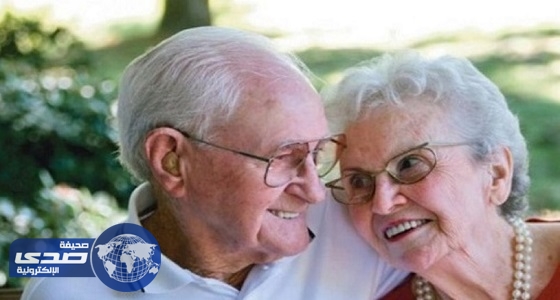 دراسة: العجائز خائنون والشباب أكثر ولاءً