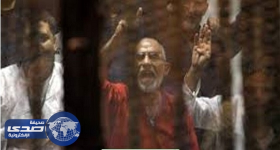 محاكمة مرشد الإخوان و738 متهمًا اليوم