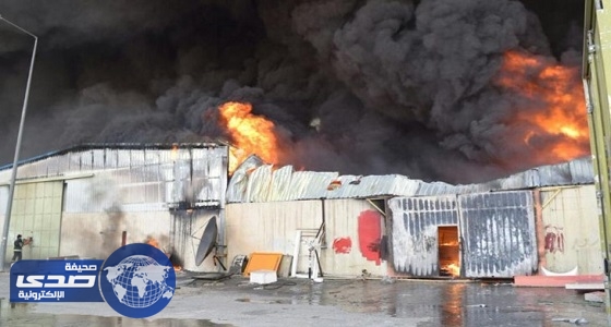مدني الرياض يباشر حريقا بمستودع في السلي