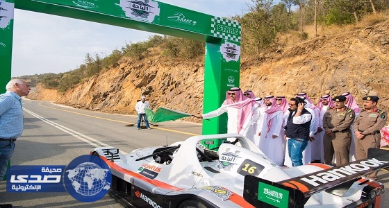 أمير الباحة يطلق فعاليات سباق رالي التحدي لصعود المرتفعات