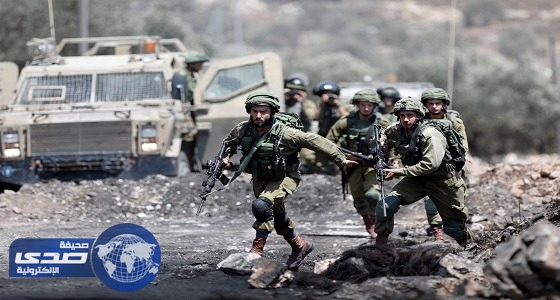 بالصور.. اشتباكات بين متظاهرين فلسطينيين وقوات الاحتلال الإسرائيلى