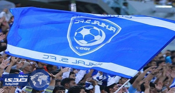 بالفيديو.. حاج يسير في المشاعر المقدسة حاملا علم الهلال