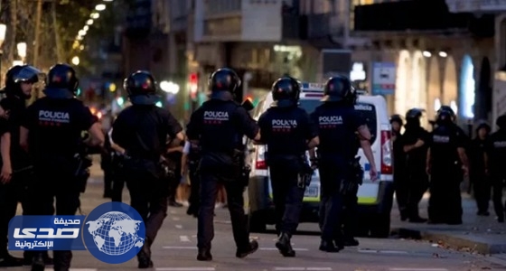 سفارة المملكة بمدريد تجلي 16 أسرة سعودية من موقع هجوم برشلونة