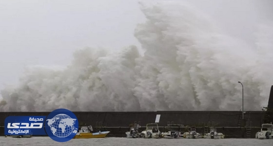 بالصور.. إعصار نورو يجتاح اليابان