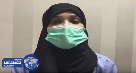 فتاة سعودية.. طالبة جامعية نهارا عاملة في مصنع مساء (فيديو)