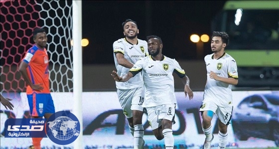 معسكر مغلق للاتحاد في الإمارات