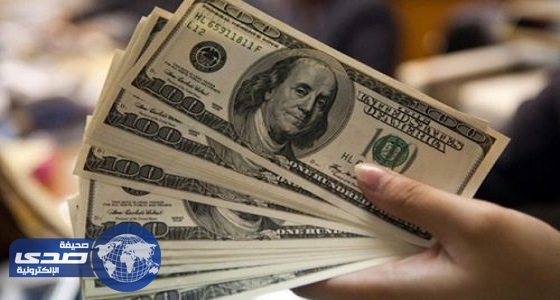 الدولار يرتفع بقوة بعد قفزة بمبيعات التجزئة الأمريكية