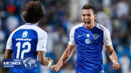 محترف الهلال يرفض الرحيل