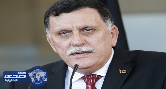السراج: نسعى لرفع الحظر عن الملاعب الليبية
