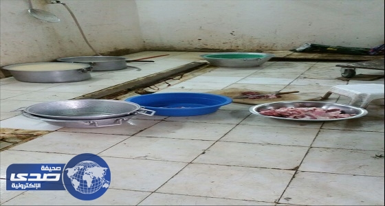 بالصور.. ضبط مطبخ إعاشة مخالف بشوقية مكة