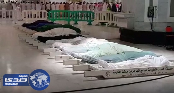 بالفيديو.. جموع المصلين تؤدي صلاة الميت على 41 جنازة بالمسجد الحرام