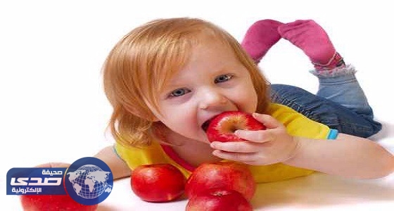 تحذير من استخدام الفاكهة والخضروات النيئة للأطفال