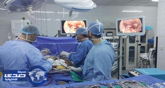 مستشفى الملك فهد ينجح في إجراء عملية تنظير معقدة