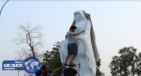 السلطات العراقية تزيل تمثال مريم العذراء من ميدان البصرة