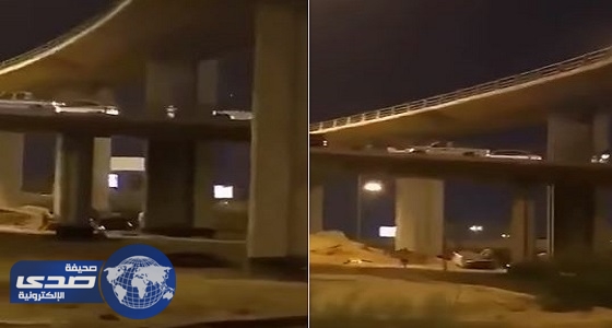 بالفيديو.. وفاة شخص إثر سقوط سيارة من فوق جسر في الرياض