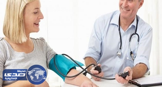 دراسة: ضغط الدم المرتفع أثناء الحمل يصيب الطفل بالبدانة