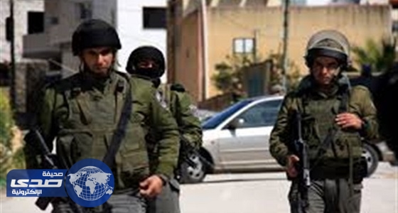 الاحتلال الإسرائيلي يعتقل 3 مواطنين من الخليل