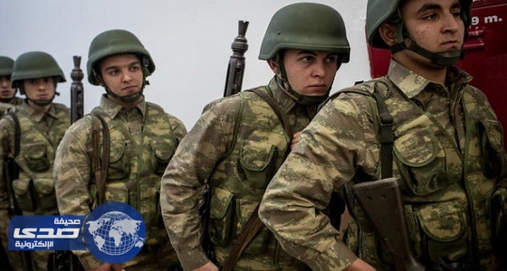 القوات التركية تضع حواجز أمنية بالدوحة لمنع صلاة العيد بالساحات