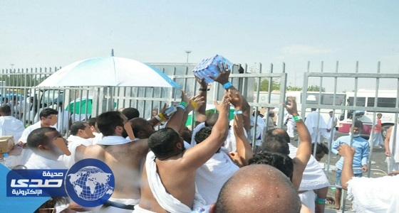 المتعافون من الإدمان يساهمون في سقيا الحجاج