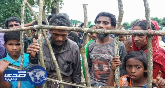 123 ألفا من مسلمي الروهينجا يفرون إلى بنجلاديش