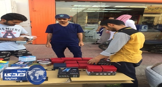 بالصور.. أمانة الرياض تسلم 39 بائعا مخالفا للجهات المختصة