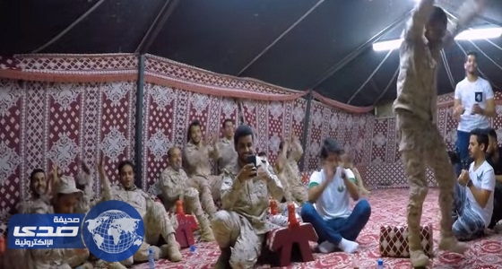 بالفيديو.. تفاعل جنود الحد الجنوبي مع مباريات المنتخب