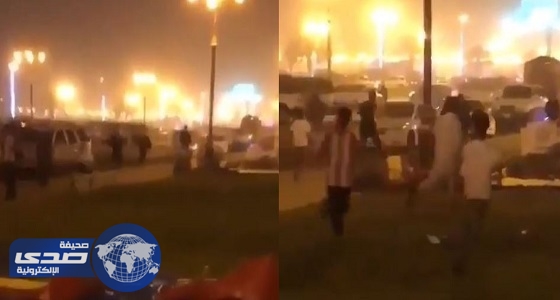 بالفيديو.. فتيات يطاردن شاب خطف جوال مواطنة في أحد شوارع المملكة