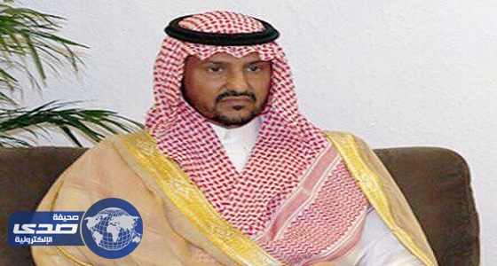 الأمير بندر بن سلمان يواسي نائب مدير إذاعة نداء الإسلام بوفاة والدته