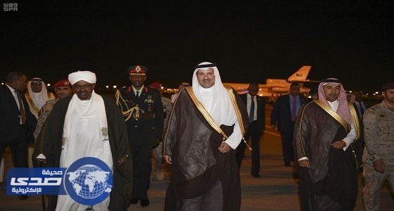 الرئيس السوداني يصل المدينة المنورة لزيارة المسجد النبوي