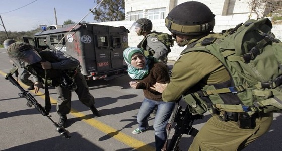 قوات الاحتلال تعتقل فلسطينية في القدس المحتلة