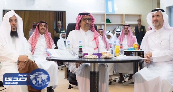 بالصور.. أمير الباحة يحضر ورشة عمل دور رؤية 2030 في تطوير التنمية بمناطق المملكة