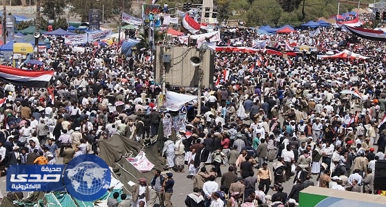 ميليشيات الحوثي تفرق مظاهرات المعلمين في صنعاء بالرصاص