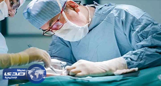 أطباء يجرون جراحة ناجحة لمولود لديه عيب خلقي