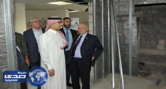 بالصور.. القائم بأعمال سفارة المملكة يزور مستشفى المقاصد في بيروت