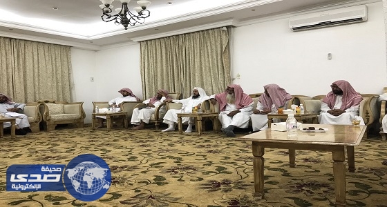 جمعية تحفيظ القرآن بالباحة تعقد اجتماعاً مع معلمي الحلقات