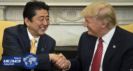 ترامب ورئيس الوزراء الياباني يتعهدان بحل أزمة كوريا الشمالية