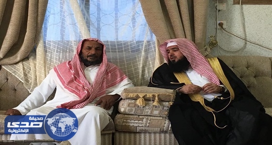 مدير هيئات تبوك يعزي في شهداء الواجب