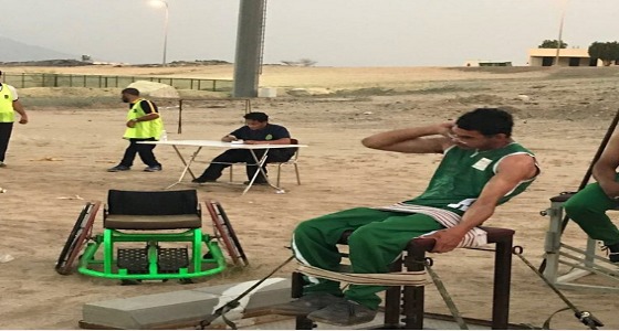بالصور.. بطل الكرة الحديدية والصولجان طالب احتياجات خاصة في جدة