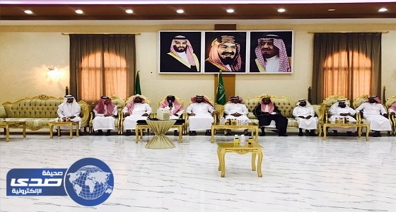 بالصور.. بلدية أضم تكرم ” صدى ” نظير تغطيتها لجولاتها الميدانية